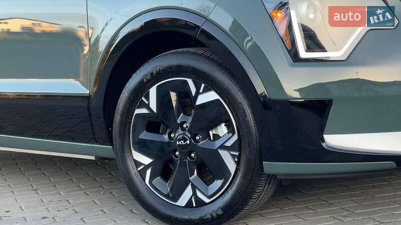 Позашляховик / Кросовер Kia Niro 2024 в Хирові