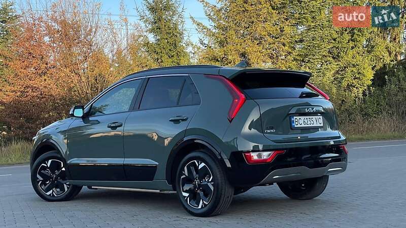 Позашляховик / Кросовер Kia Niro 2024 в Хирові