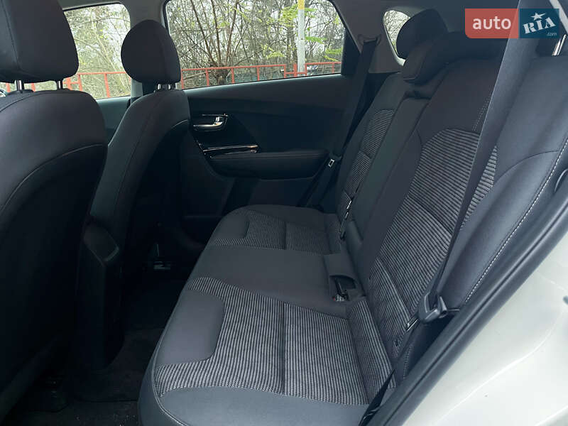 Внедорожник / Кроссовер Kia Niro 2020 в Киеве фото 29 Внедорожник / Кроссовер Kia Niro 2020 в Киеве