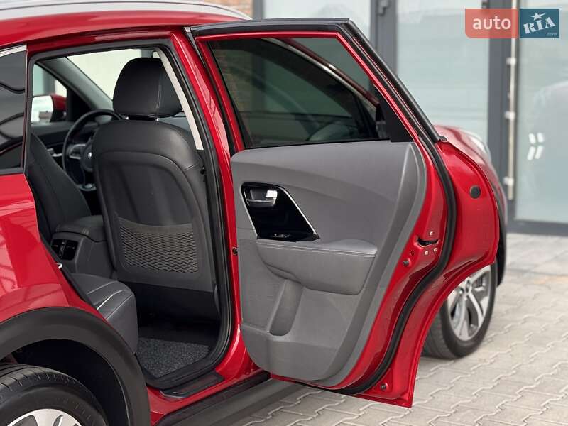 Внедорожник / Кроссовер Kia Niro 2019 в Тернополе