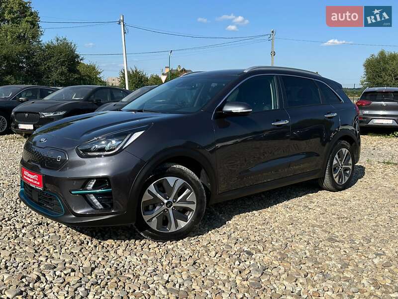 Внедорожник / Кроссовер Kia Niro 2020 в Львове