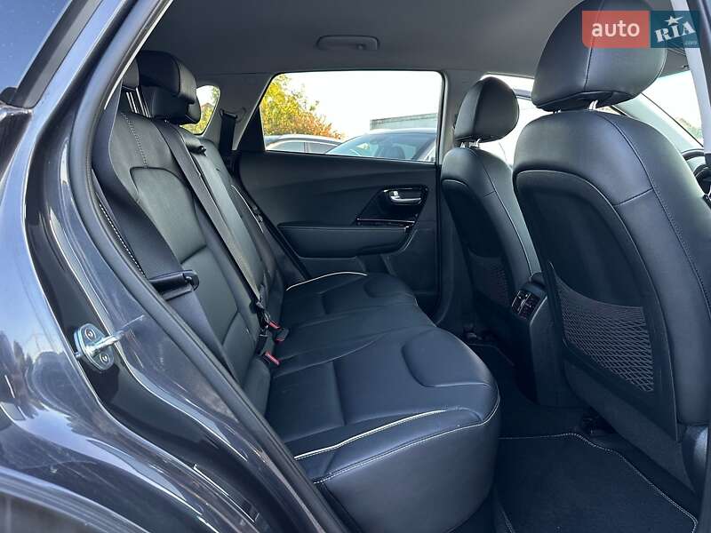 Внедорожник / Кроссовер Kia Niro 2020 в Львове