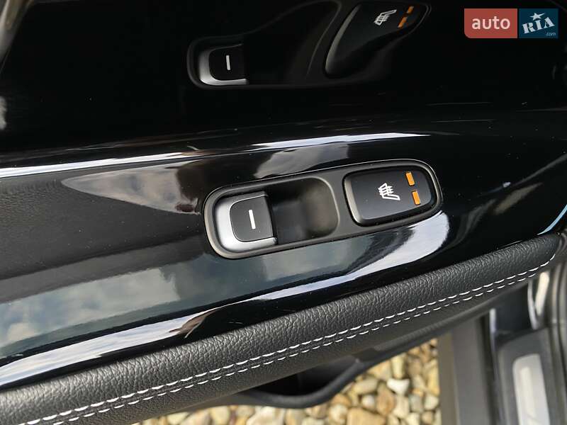 Внедорожник / Кроссовер Kia Niro 2020 в Львове