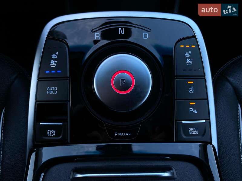 Внедорожник / Кроссовер Kia Niro 2020 в Львове