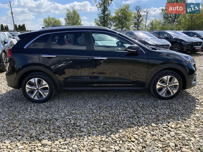 Внедорожник / Кроссовер Kia Niro 2020 в Львове