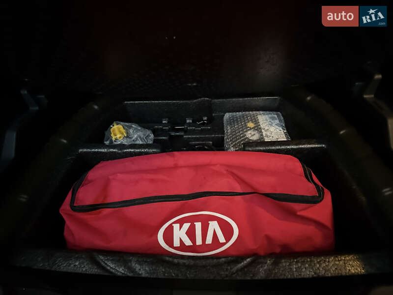 Внедорожник / Кроссовер Kia Niro 2021 в Тернополе