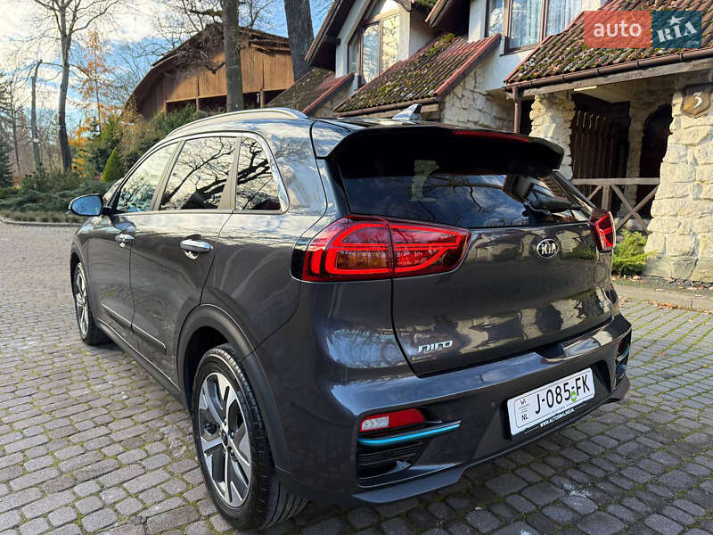 Внедорожник / Кроссовер Kia Niro 2020 в Львове