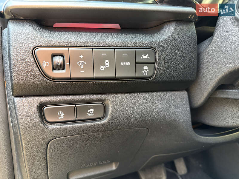 Внедорожник / Кроссовер Kia Niro 2020 в Львове