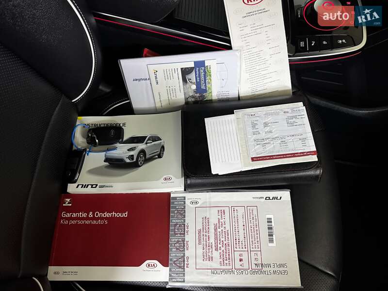 Внедорожник / Кроссовер Kia Niro 2020 в Казатине