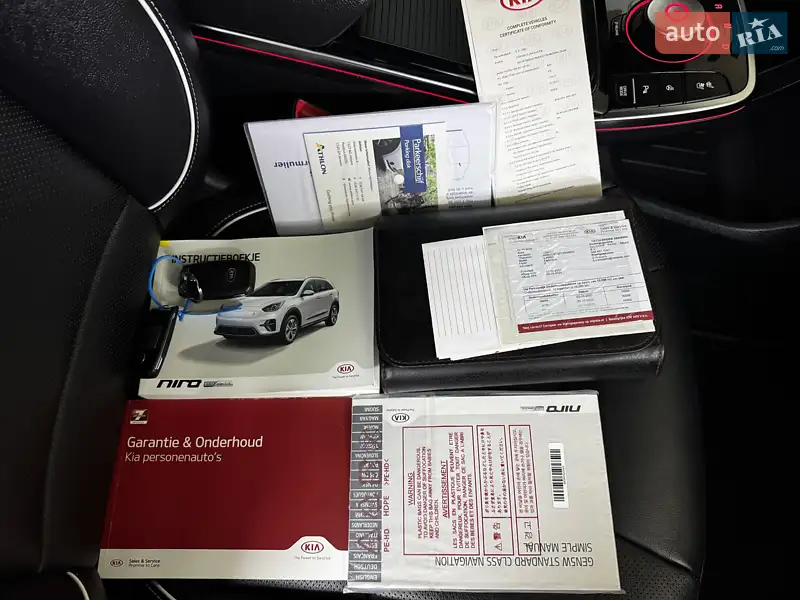 Внедорожник / Кроссовер Kia Niro 2020 в Казатине документ
