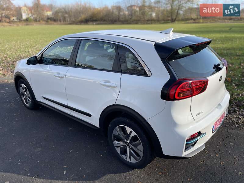 Внедорожник / Кроссовер Kia Niro 2021 в Хмельницком