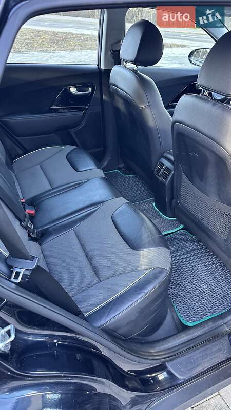 Внедорожник / Кроссовер Kia Niro 2019 в Львове фото 13 Внедорожник / Кроссовер Kia Niro 2019 в Львове