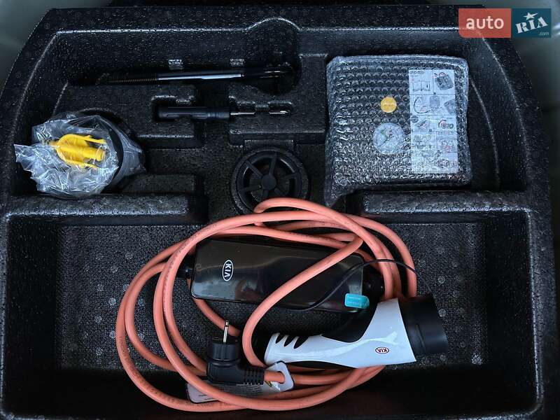 Внедорожник / Кроссовер Kia Niro 2021 в Львове