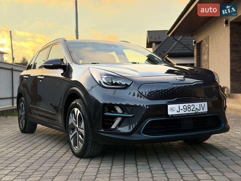 Внедорожник / Кроссовер Kia Niro 2020 в Черновцах