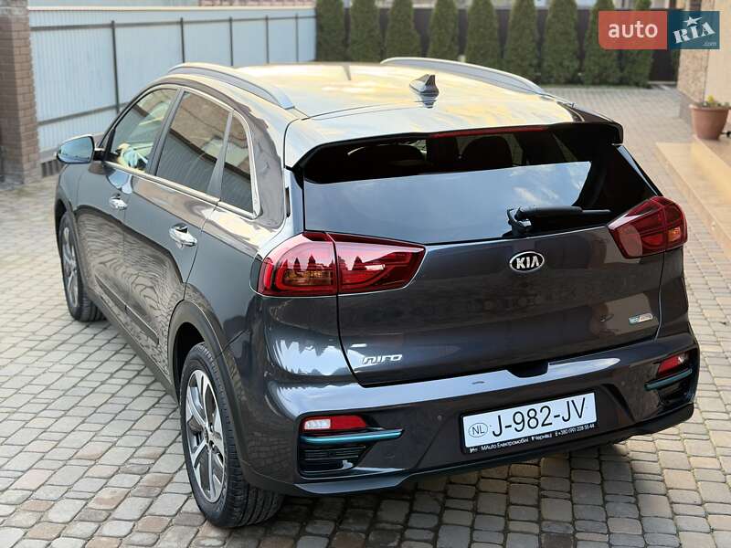 Внедорожник / Кроссовер Kia Niro 2020 в Черновцах