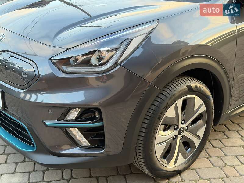 Внедорожник / Кроссовер Kia Niro 2020 в Черновцах