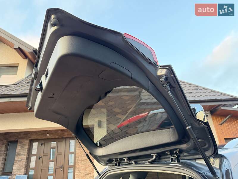 Внедорожник / Кроссовер Kia Niro 2020 в Черновцах