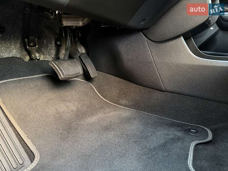 Внедорожник / Кроссовер Kia Niro 2020 в Черновцах