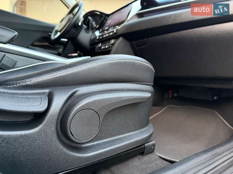 Внедорожник / Кроссовер Kia Niro 2020 в Черновцах