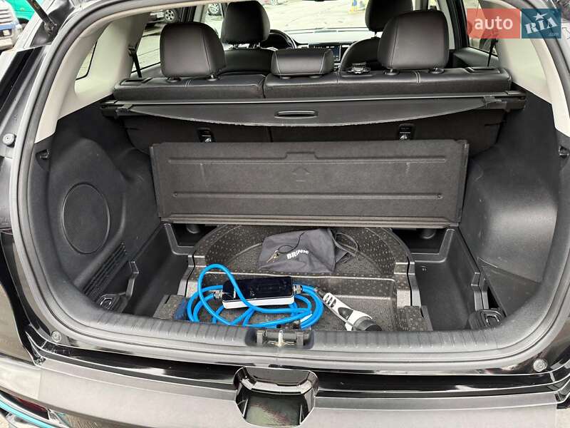 Внедорожник / Кроссовер Kia Niro 2020 в Краснограде