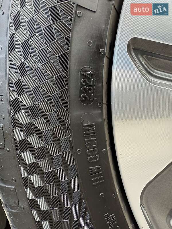 Внедорожник / Кроссовер Kia Niro 2020 в Ровно