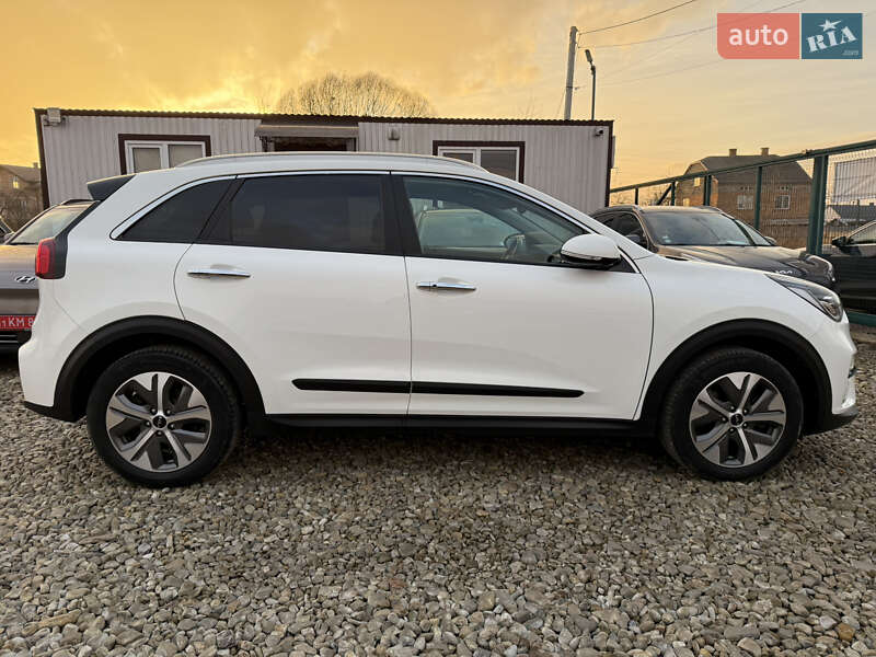 Внедорожник / Кроссовер Kia Niro 2022 в Львове