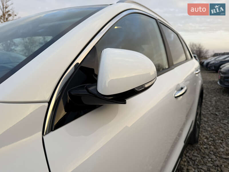 Внедорожник / Кроссовер Kia Niro 2022 в Львове