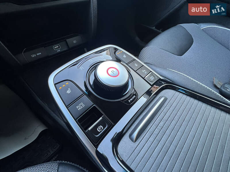 Внедорожник / Кроссовер Kia Niro 2020 в Дрогобыче фото 39 Внедорожник / Кроссовер Kia Niro 2020 в Дрогобыче