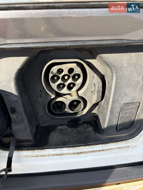 Внедорожник / Кроссовер Kia Niro 2023 в Ровно