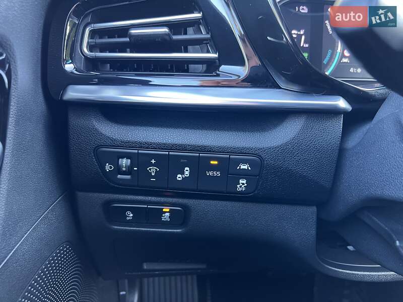 Внедорожник / Кроссовер Kia Niro 2020 в Луцке