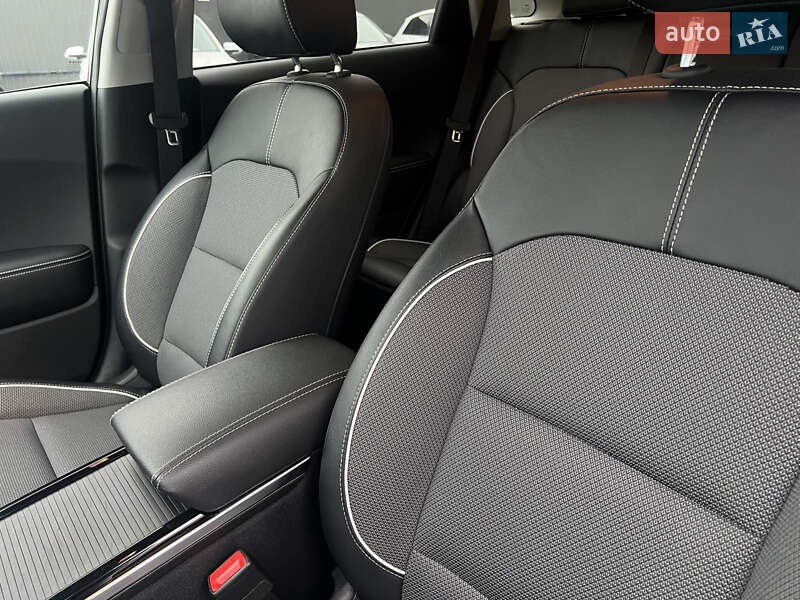 Внедорожник / Кроссовер Kia Niro 2022 в Луцке