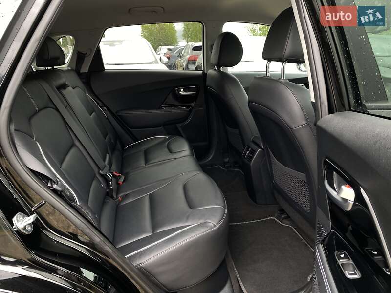 Позашляховик / Кросовер Kia Niro 2020 в Львові