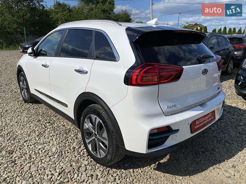 Внедорожник / Кроссовер Kia Niro 2020 в Львове