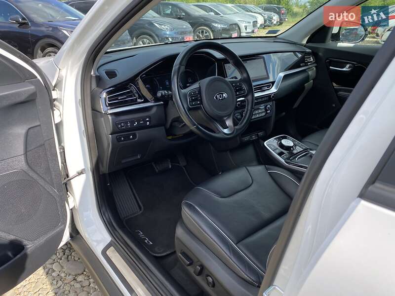 Внедорожник / Кроссовер Kia Niro 2020 в Львове