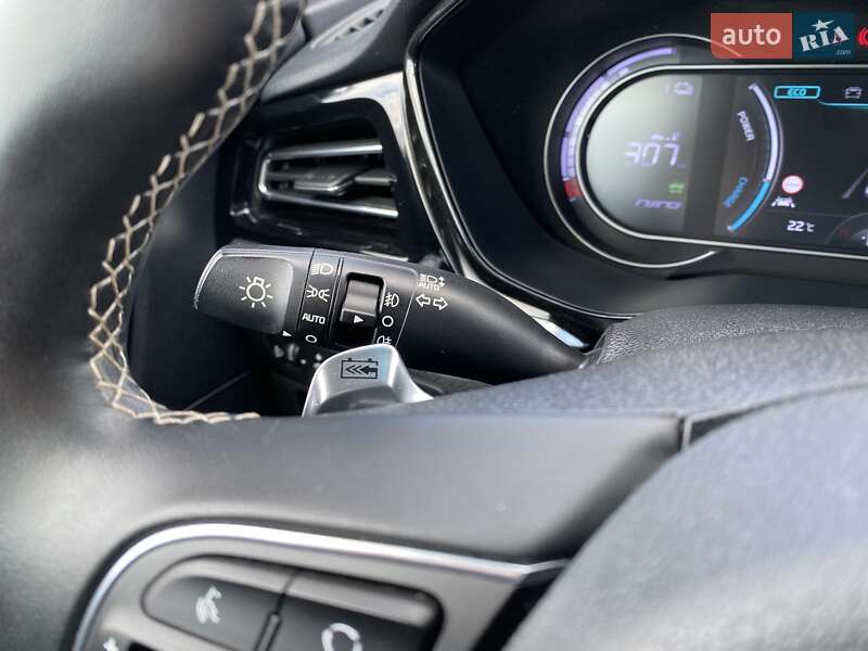 Внедорожник / Кроссовер Kia Niro 2020 в Львове