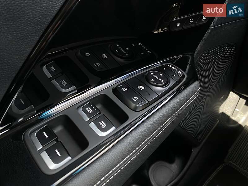 Внедорожник / Кроссовер Kia Niro 2020 в Львове