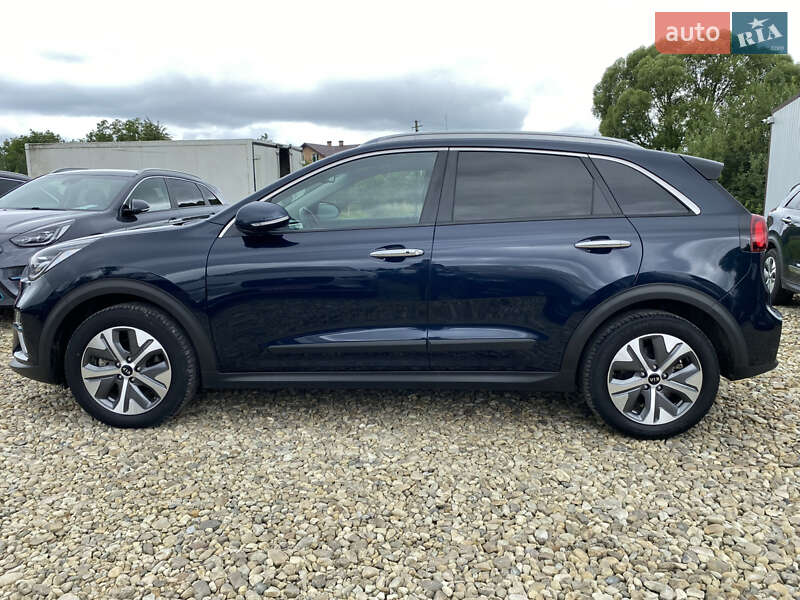 Внедорожник / Кроссовер Kia Niro 2020 в Львове фото 17 Внедорожник / Кроссовер Kia Niro 2020 в Львове