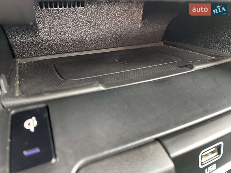 Внедорожник / Кроссовер Kia Niro 2020 в Львове фото 66 Внедорожник / Кроссовер Kia Niro 2020 в Львове