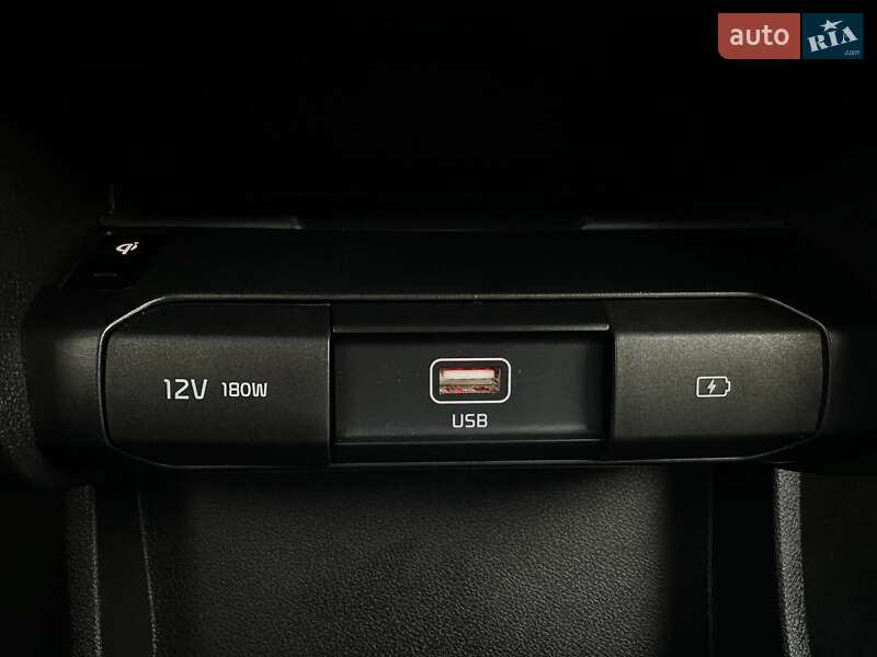 Внедорожник / Кроссовер Kia Niro 2022 в Львове