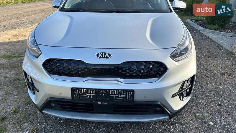 Внедорожник / Кроссовер Kia Niro 2020 в Киеве