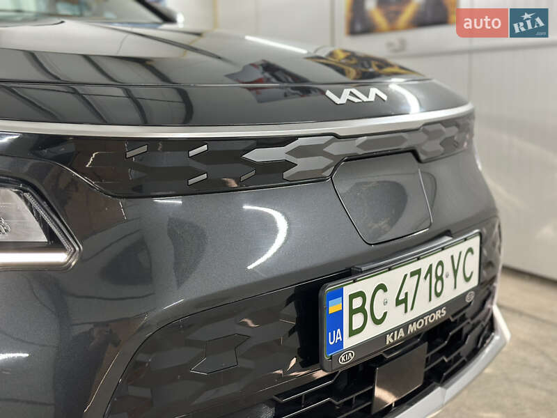 Внедорожник / Кроссовер Kia Niro 2022 в Дрогобыче