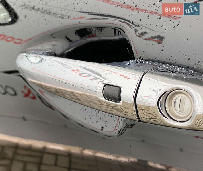 Внедорожник / Кроссовер Kia Niro 2020 в Львове