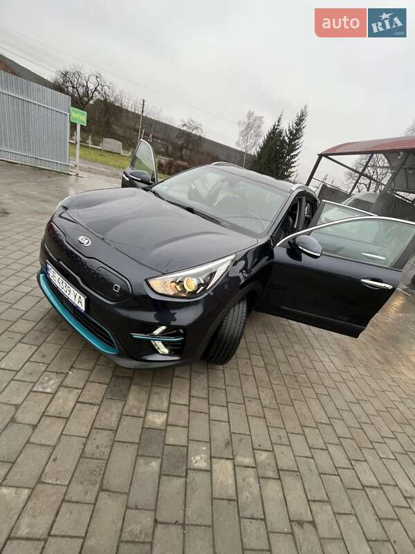 Внедорожник / Кроссовер Kia Niro 2020 в Снятине