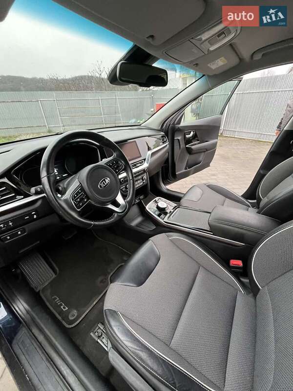 Внедорожник / Кроссовер Kia Niro 2020 в Снятине