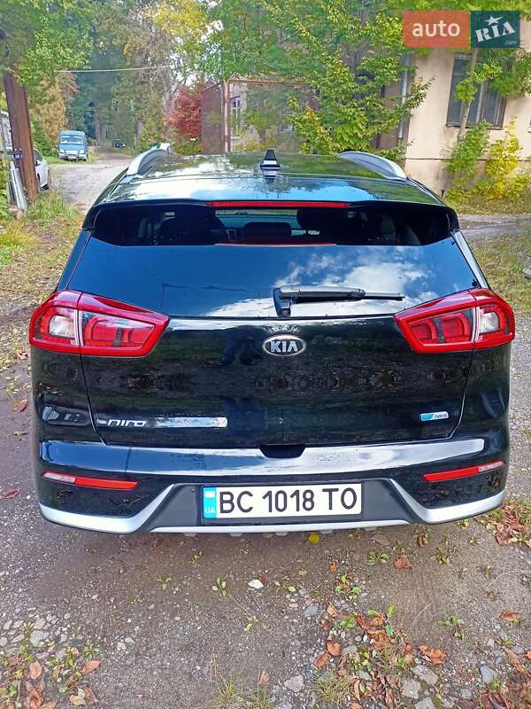 Внедорожник / Кроссовер Kia Niro 2017 в Львове фото 12 Внедорожник / Кроссовер Kia Niro 2017 в Львове