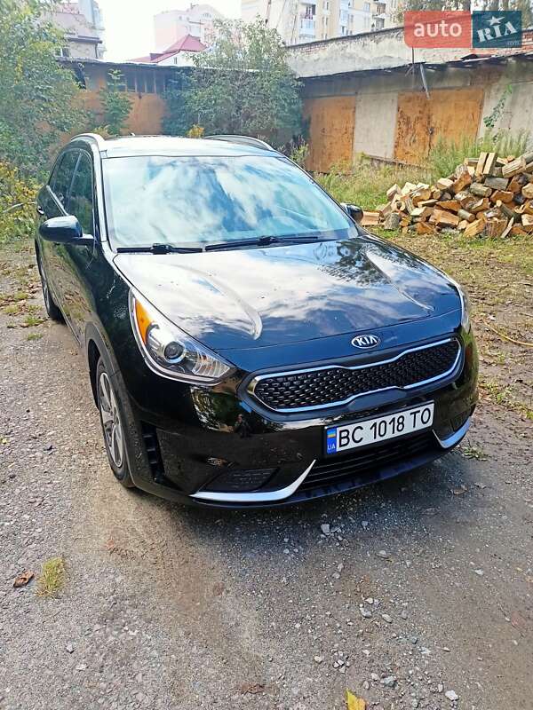 Внедорожник / Кроссовер Kia Niro 2017 в Львове фото 4 Внедорожник / Кроссовер Kia Niro 2017 в Львове