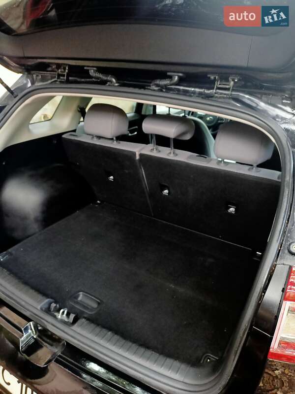 Внедорожник / Кроссовер Kia Niro 2017 в Львове фото 24 Внедорожник / Кроссовер Kia Niro 2017 в Львове