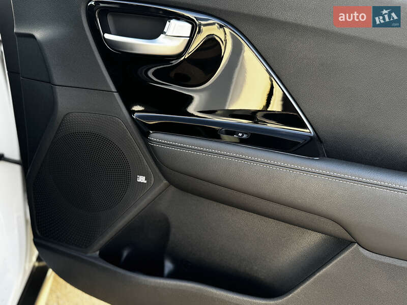 Внедорожник / Кроссовер Kia Niro 2019 в Ровно