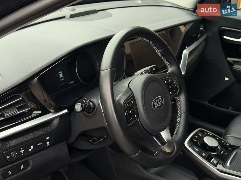 Внедорожник / Кроссовер Kia Niro 2020 в Черновцах