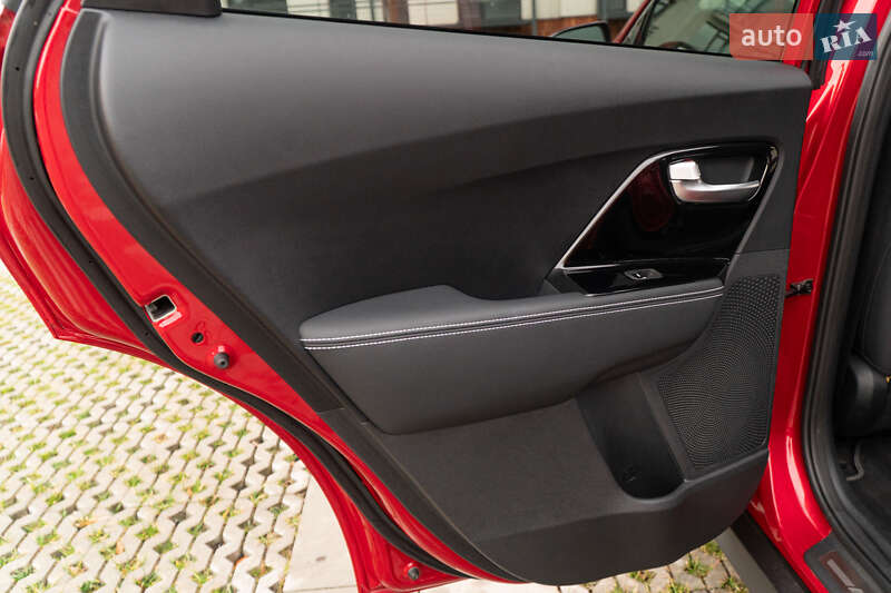 Внедорожник / Кроссовер Kia Niro 2021 в Самборе